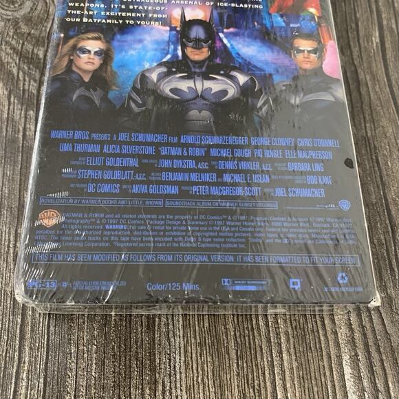 Batman & Robin (VHS,2001) Schwarzenegger Clooney O'Donnell Thurman Silverstone - Picture 6 of 6